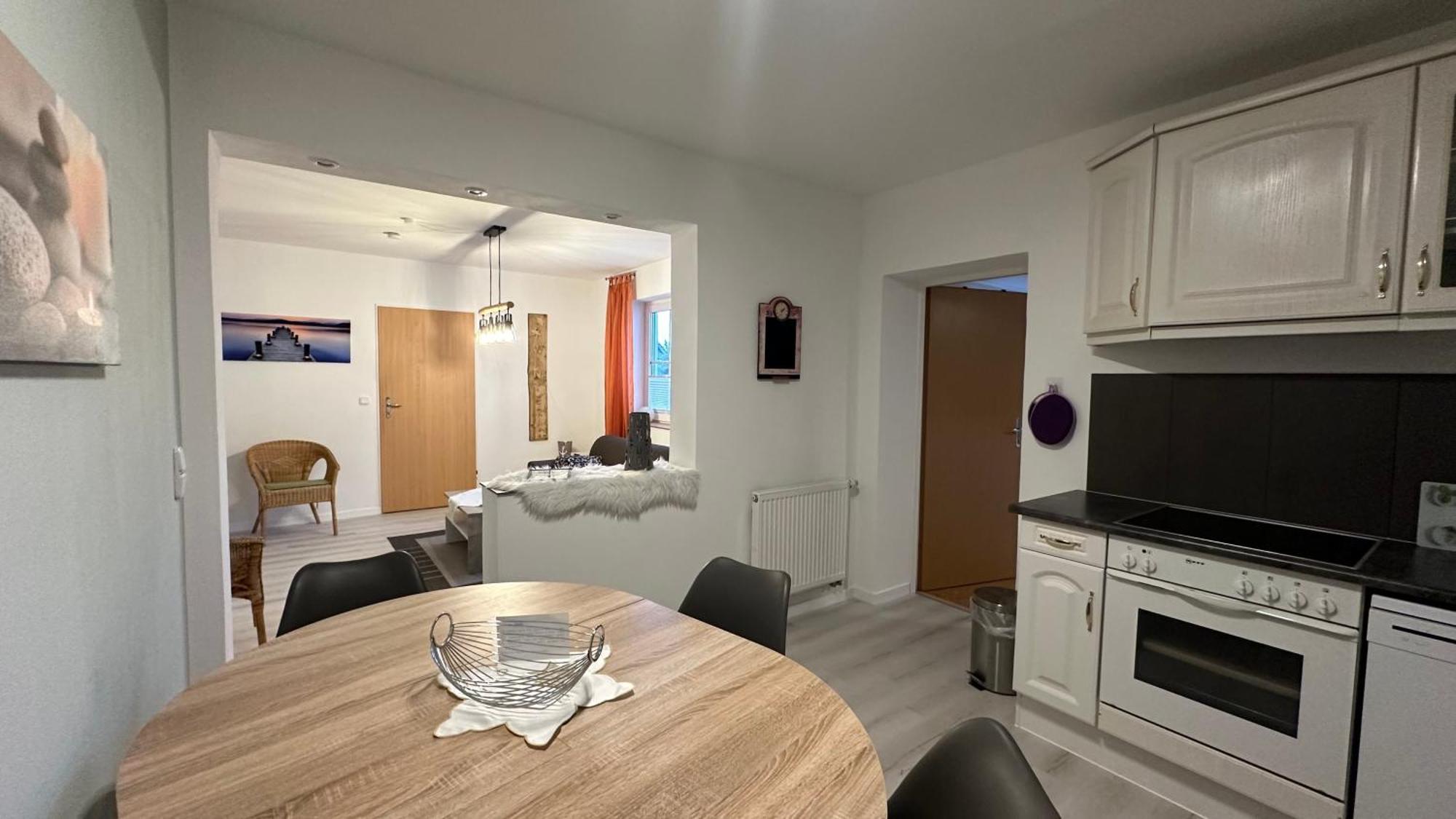 Aktiv-Ferienwohnung "Snow & Bike"- Zentral Zwischen Winterberg Und Willingen ภายนอก รูปภาพ