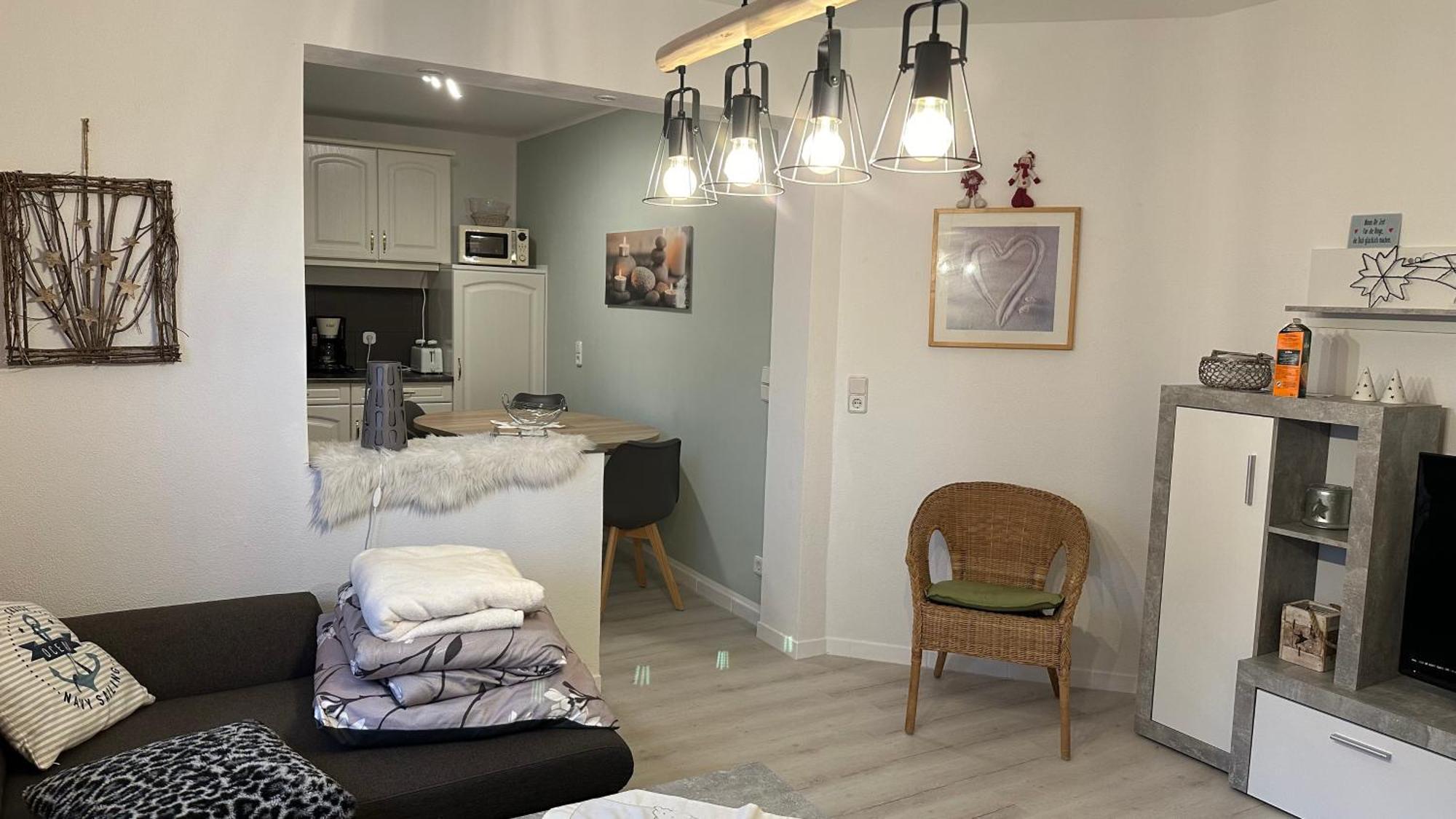Aktiv-Ferienwohnung "Snow & Bike"- Zentral Zwischen Winterberg Und Willingen ภายนอก รูปภาพ